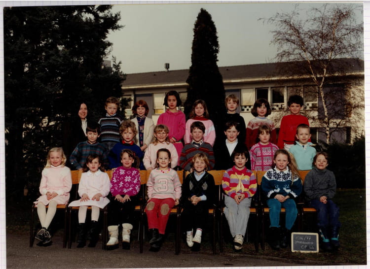 Photo De Classe CP 1986 87 Salle 3 De 1987 ECOLE ALBERT LE GRAND photo-de-classe-cp-1986-87-salle-3-de-1987-ecole-albert-le-grand