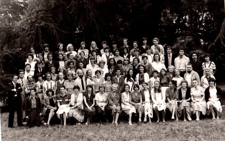 Photo de classe Equipe éducative de saint marie des Champs de 1982