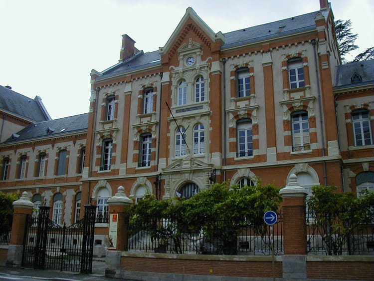 Photo De Classe Lycée D état Gabriel Fauré De 2015 Lycée Gabriel Fauré Photo De Classe Lycée D état Gabriel Fauré De 2015 Lycée Gabriel Fauré