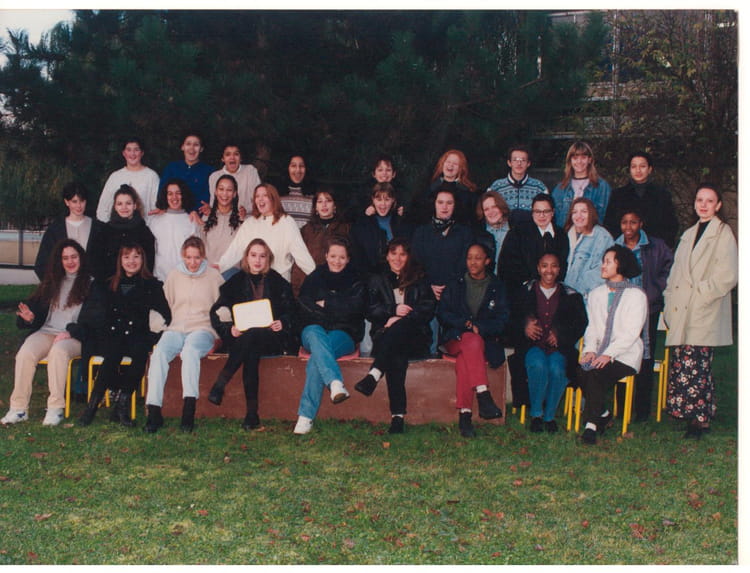 photo-de-classe-2as2-de-1997-lyc-e-professionnel-louis-armand