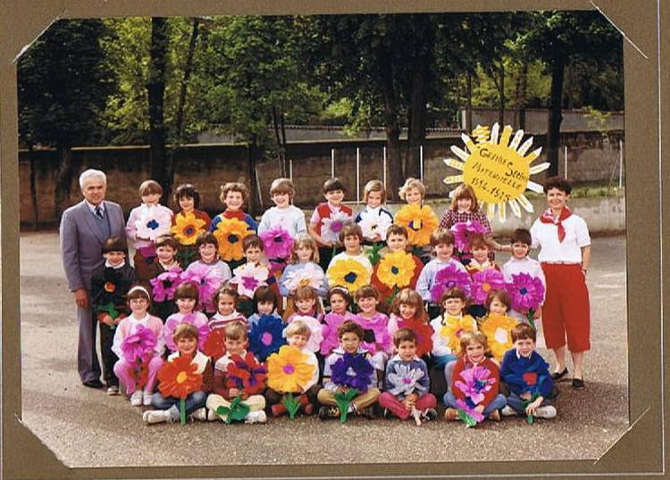 Photo de classe Grande section de 1985, ECOLE SAINTE MARIE - Copains d ...