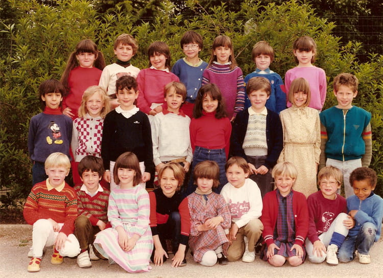Photo de classe CP de 1983, ECOLE MARIE CURIE - Copains d'avant