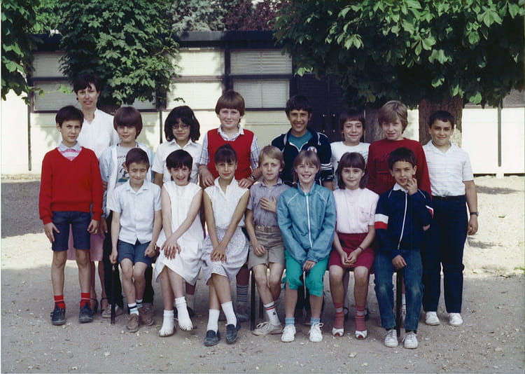 Photo de classe CM1 de 1984, ECOLE SAINTE MARIE - Copains d'avant
