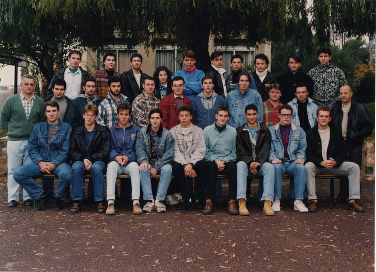 Photo de classe BTS CPI 95 de 1995, Lycée Jean Moulin - Copains d'avant