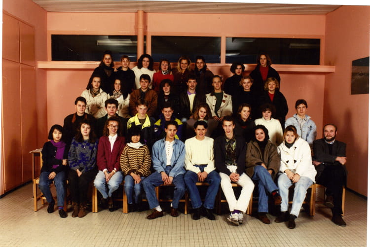 Photo de classe 1 GA de 1990, Lycée René Cassin - Copains d'avant