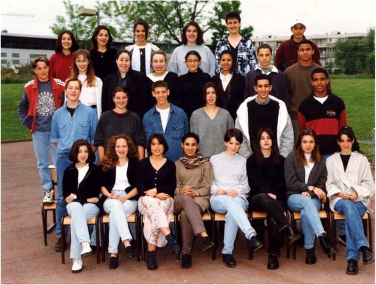 Bron Bron Le Lycee Jean Paul Sartre Sous Tension Ce Vendredi Matin