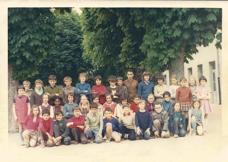 Photo de classe CM2 19711972 de 1972, ECOLE SAINT GREGOIRE Copains d'avant