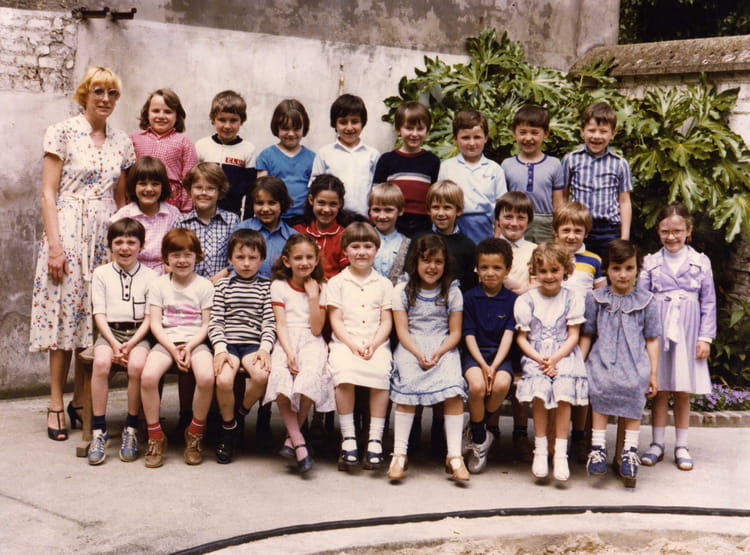 Photo de classe CP de Mme Hannoy de 1980, Ecole Sainte Famille (Arras