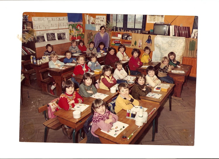 Photo De Classe Cp Ce1 De 19 Ecole Primaire Berville Sur Seine Copains D Avant