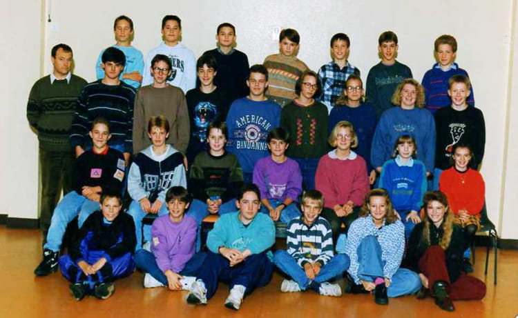 Photo de classe 4 ème 6 de 1992, Collège L'oiseau Blanc - Copains d'avant