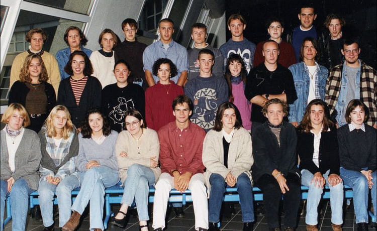 Photo de classe Terminale stt de 1996, Lycée Polyvalent - Copains d'avant