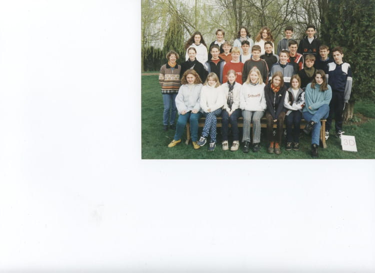 Photo de classe 3èmeD de 1998, Collège Immaculée Conception Copains d
