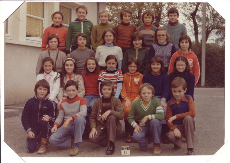 Photo de classe CM1 de 1974, Ecole Saint Sulpice Les Feuilles (Saint
