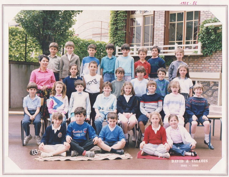 Photo de classe CE2 de 1986, ECOLE SAINTE MARIE DES VALLEES - Copains d ...