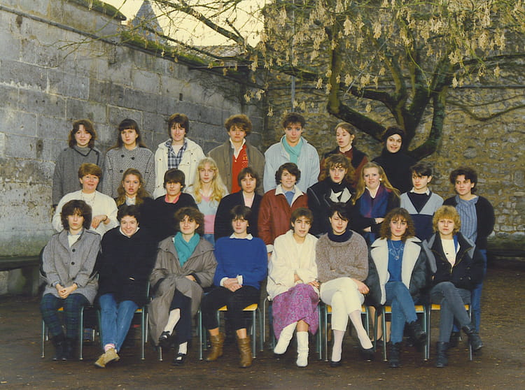 Photo de classe Classe de 1ière F8 Lycée privé Sainte Marthe
