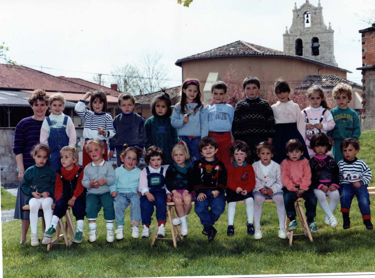 Photo de classe Maternelle de 1989, Ecole Primaire (Labessiere Candeil