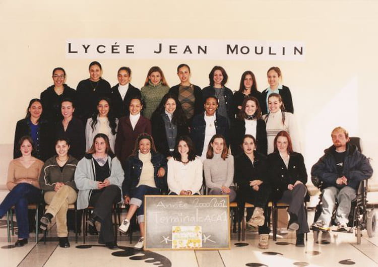 Photo de classe Terminale ACA1 de 2001, Lycée Jean Moulin - Copains d'avant