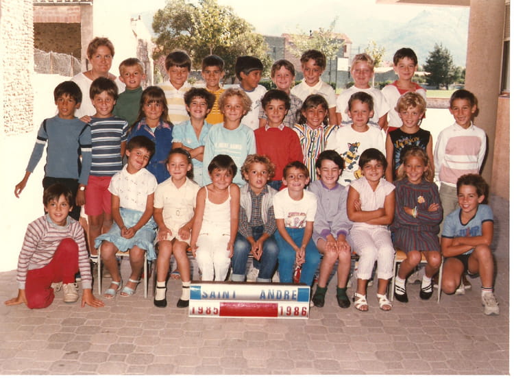 Photo de classe CE2 de 1985, Ecole Primaire (Saint Andre) Copains d'avant