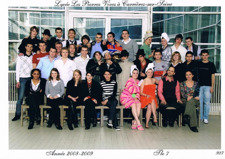 Photo de classe Tale 7S de 2008, Lycée Les Pierres Vives - Copains d'avant