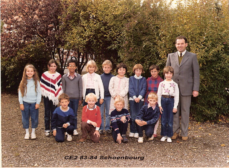 Photo De Classe CE2 Schoenbourg De 1983 Ecole Protestante Schoenbourg photo-de-classe-ce2-schoenbourg-de-1983-ecole-protestante-schoenbourg