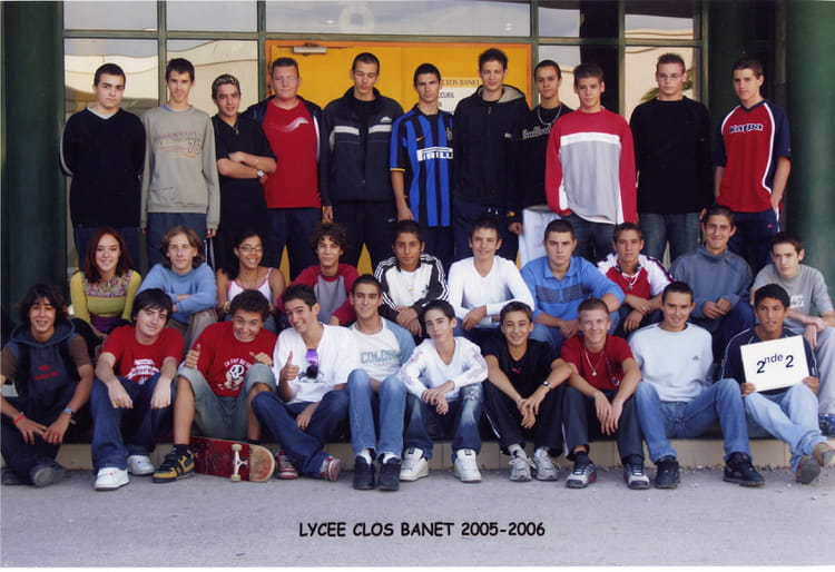 Photo de classe 2nde 2 de 2006, Lycée Clos Banet - Copains d'avant