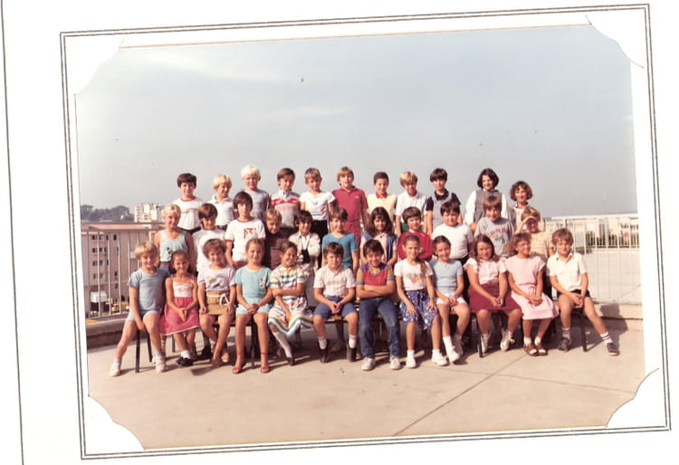 Photo de classe CM1 de 1984, ECOLE SAINTE MARIE - Copains d'avant