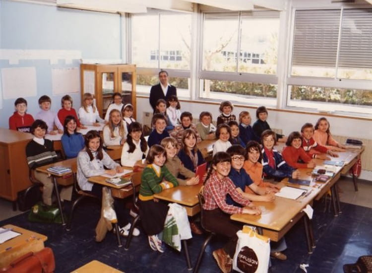 Photo de classe CM2 (2ème année) de 1977, ECOLE PAUL ARENE Copains d