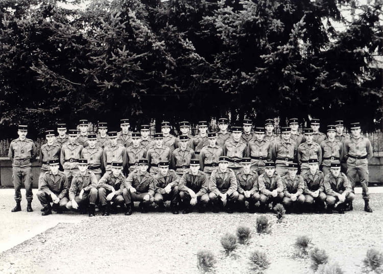 Photo De Classe Peb 90 09 De 1990 Ecole Gendarmerie Ciga Copains D Photo De Classe Peb 90 09 De 1990 Ecole Gendarmerie Ciga Copains D