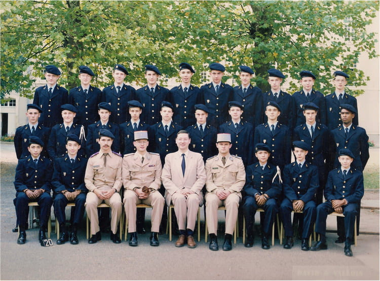 Photo de classe 2nde 4 - Zulu Nation Classe de 1985, Prytanée National  Militaire - Copains d'avant