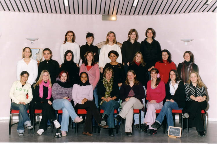 Photo de classe BTS 2AD de 2004, Lycée Jean Moulin - Copains d'avant