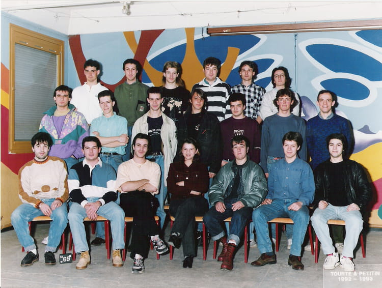 Photo de classe Deuxieme année BTS CPI de 1993, Lycée Polyvalent ...