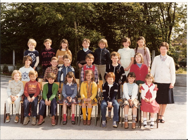 Photo de classe CE2 de 1979, Ecole Georges Brassens (Marchiennes ...