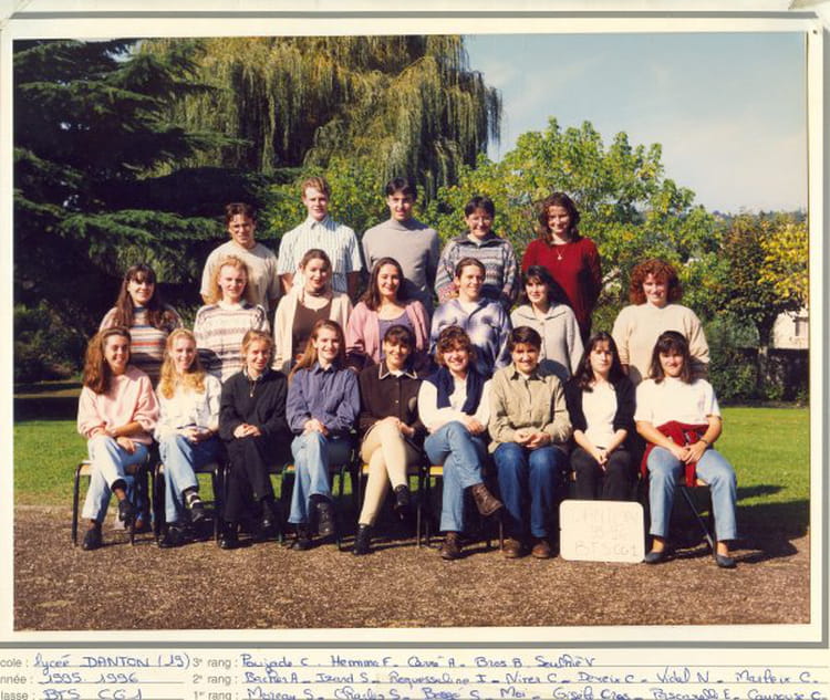 Photo de classe BTS COMPTA 1ERE ANNEE de 1996, Lycée Danton - Copains d ...