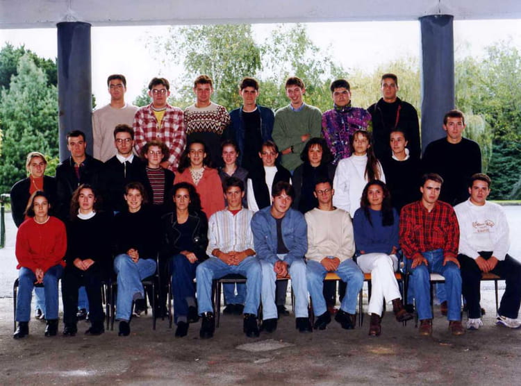 Photo de classe Bts Action Co de 1992, Lycée Pierre Mendès-france ...