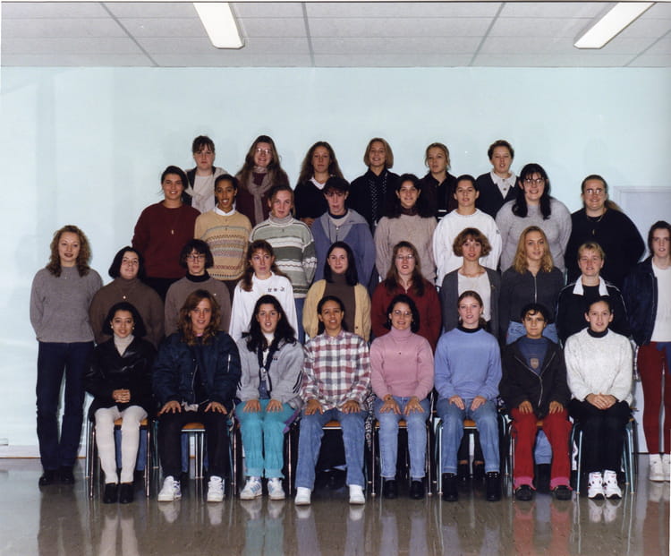 Photo De Classe 1ere Bac Pro A De 1996 Lyc e Professionnel De photo-de-classe-1ere-bac-pro-a-de-1996-lyc-e-professionnel-de