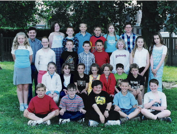 Photo de classe Cm2 de 1998, ECOLE SAINT ALPHONSE Copains d'avant