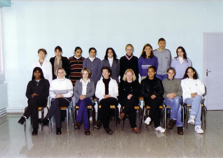 Photo De Classe Treminale Bac Pro Secr tariat Ann e 1999 2000 De 1999 photo-de-classe-treminale-bac-pro-secr-tariat-ann-e-1999-2000-de-1999