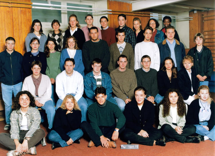Photo de classe BTS 1 CG 1996 / 1997 de 1996, LYCEE SAINT MICHEL ...