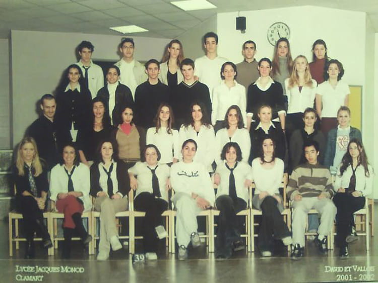 Photo de classe Terminale ES 2 de 2001, Lycée Jacques Monod - Copains d ...