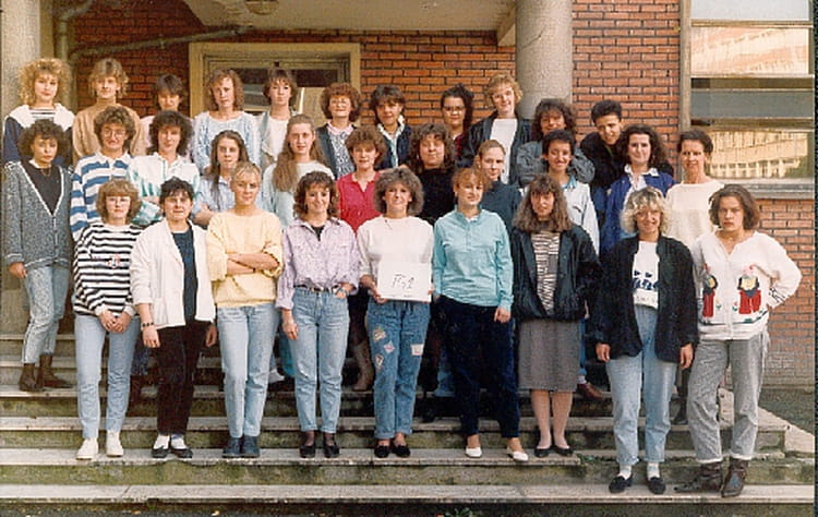 Photo de classe Terminale G1 de 1988, Lycée Blaise Pascal - Copains d'avant