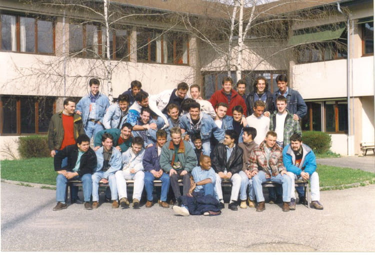 Photo De Classe Ts2m Argonay De 1993 Lycee Louis Lachenal Copains D Avant