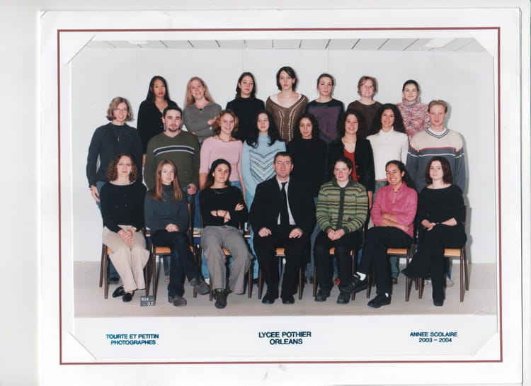 Photo de classe Khâgne 1 (année 03-04) de 2003, Lycée Pothier - Copains ...