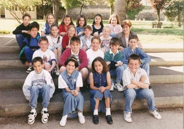 Photo de classe CM2 de 1995, Sainte Thérèse Copains d'avant