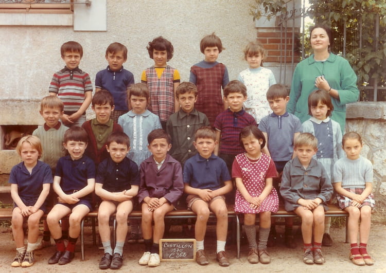 photo-de-classe-classe-cp-ch-tillon-de-1970-ecole-primaire-chatillon