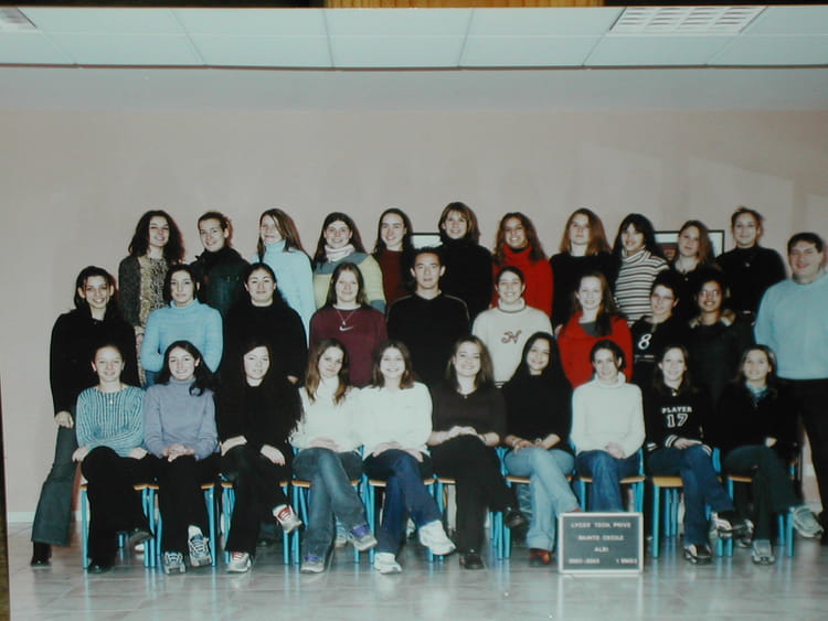 Photo de classe 1ère de 2003, Lycée Privé Saintecécile Copains d'avant
