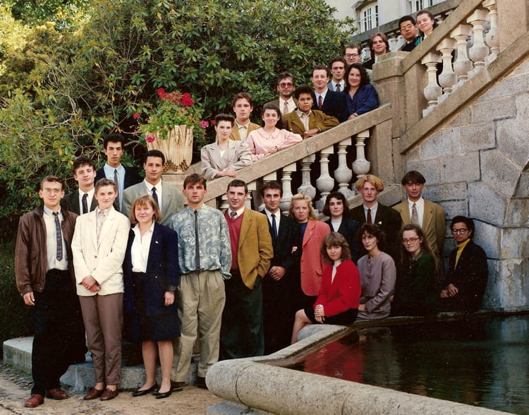 Photo de classe BTS Force de Vente 1ère année de 1991, Lycée Pierre ...