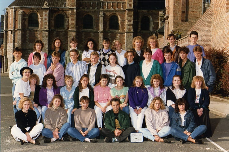 Photo de classe 1ERE G1 de 1990, Lycée Michel Anguier - Copains d'avant