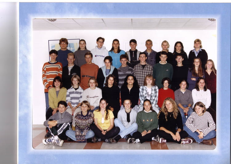 Photo de classe 2nde de 1997, Lycée Michel Anguier - Copains d'avant
