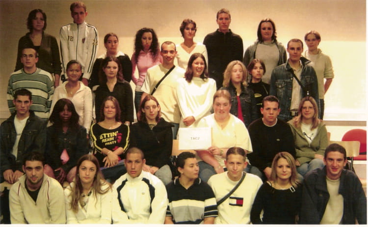 Photo de classe BTS 2ème Année de 2004, Lycée Blaise Pascal - Copains d ...