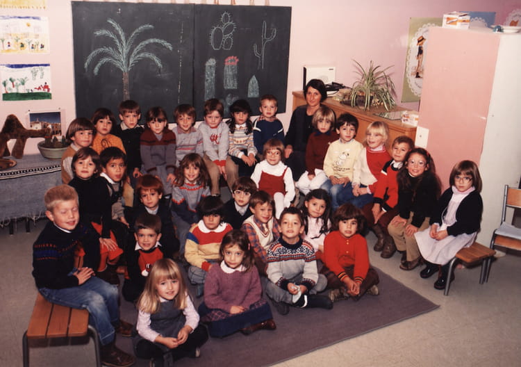 Photo de classe 1983-1984 grands de 1983, Ecole Maternelle De La ...